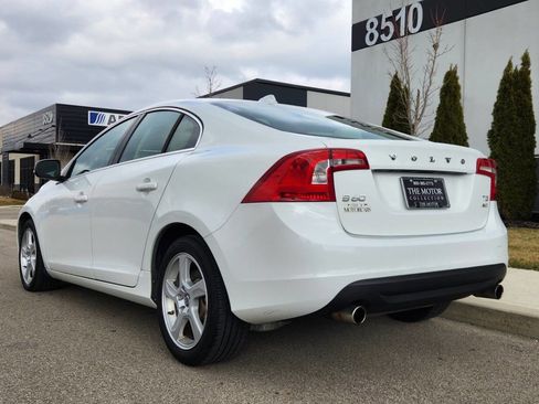 Used 2013 Volvo S60 T5 image 3
