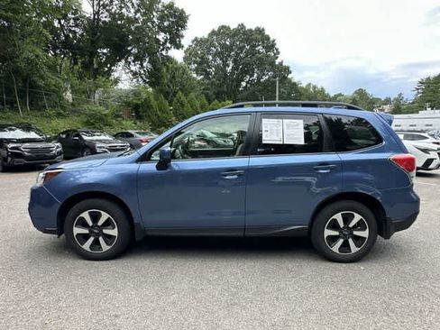 Used 2017 Subaru Forester 2.5i Premium w/ Protection Package #1 AWD/4WD image 2