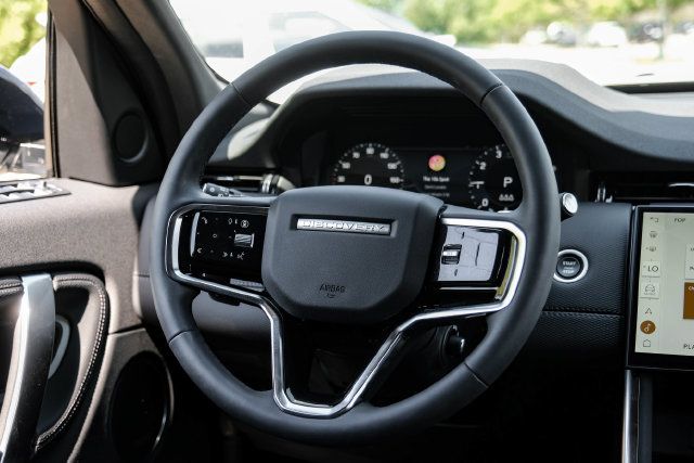 Used 2026 Land Rover Discovery Sport Landmark AWD/4WD image 21