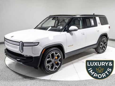 Used 2024 Rivian R1S Adventure AWD/4WD image 1