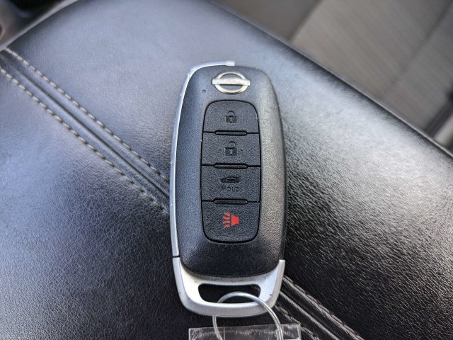 Used 2024 Nissan Sentra SV FWD image 28
