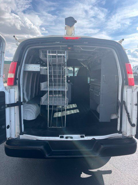 Used 2012 Chevrolet Express 2500 RWD image 32