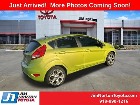 Used 2013 Ford Fiesta Titanium image 4