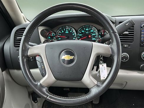 Used 2010 Chevrolet Silverado 1500 LT w/ Power Pack Plus image 13