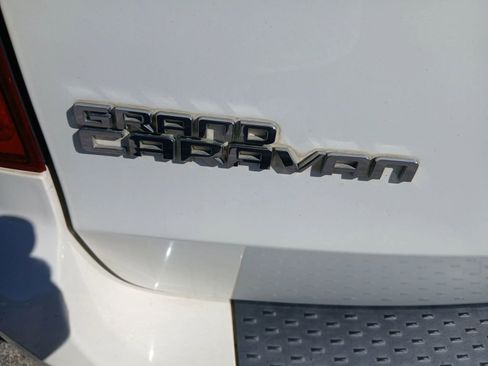 Used 2013 Dodge Grand Caravan R/T w/ Safety Sphere Group image 14