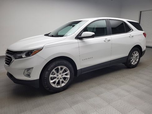 Used 2021 Chevrolet Equinox LT FWD image 2