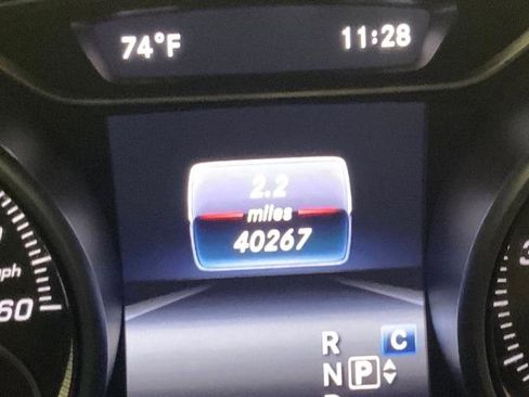 Used 2019 Mercedes-Benz GLA 250 image 24