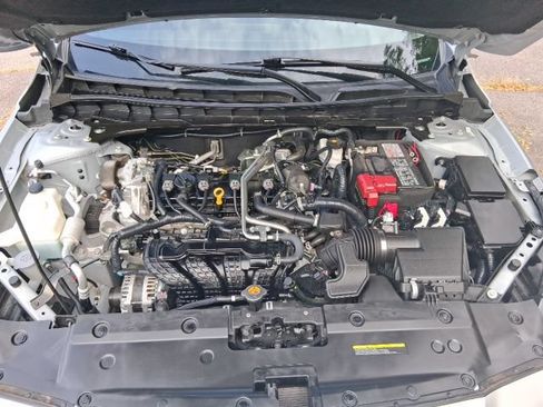 Used 2024 Nissan Altima 2.5 SR FWD image 26