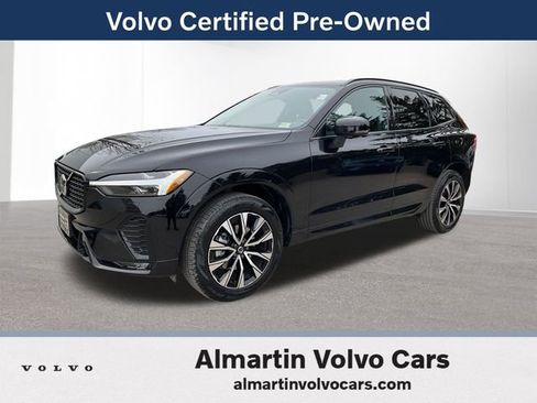 Certified 2025 Volvo XC60 B5 Core image 1