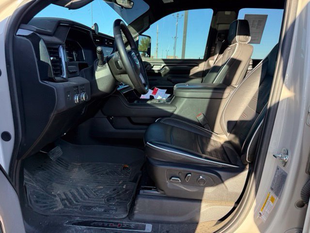 Used 2026 GMC Sierra 2500 AT4X w/ AT4X AEV Edition AWD/4WD image 2