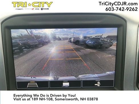 Used 2020 GMC Sierra 1500 SLT w/ SLT Premium Plus Package image 31