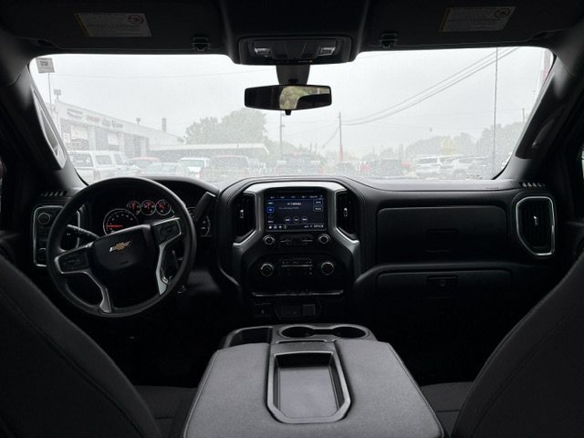 Used 2022 Chevrolet Silverado 2500 LT AWD/4WD image 12