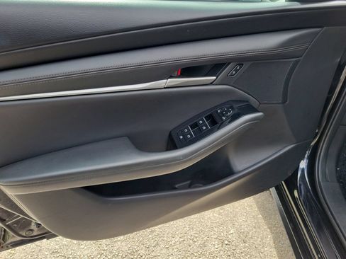 Used 2024 MAZDA MAZDA3 s FWD image 21