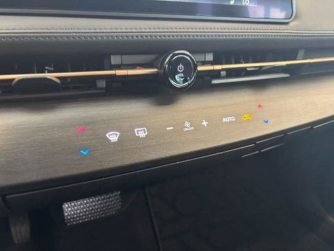 Certified 2025 Nissan Ariya AWD image 21