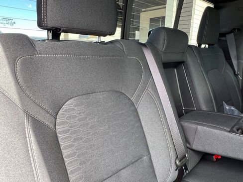 New 2026 RAM 1500 4x4 Crew Cab image 16