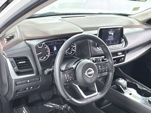 Used 2023 Nissan Rogue SV w/ SV Premium B Package image 36