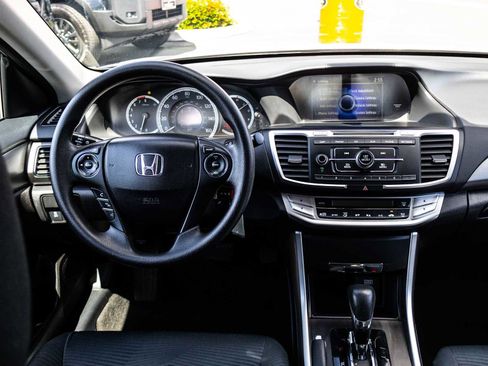 Used 2014 Honda Accord LX image 20