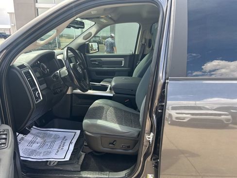 Used 2019 RAM 1500 Big Horn AWD/4WD image 10