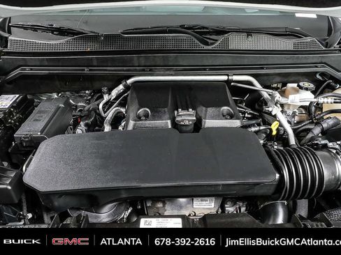 Used 2024 Chevrolet Colorado Trail Boss w/ Technology Package image 31