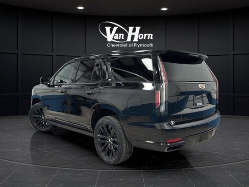 Used 2022 Cadillac Escalade Sport Platinum w/ LPO, ONYX Package AWD/4WD image 5