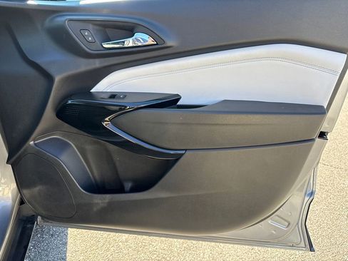 Certified 2025 Chevrolet Trax LT w/ LT Convenience Package image 14