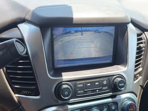Used 2019 Chevrolet Tahoe LS AWD/4WD image 25