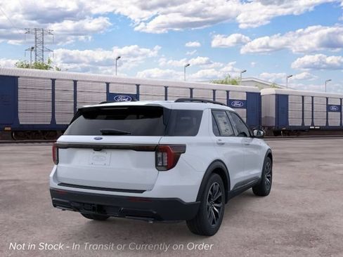 New 2026 Ford Explorer ST-Line RWD image 8
