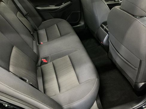 Used 2023 Nissan Altima 2.5 SV w/ SV Premium Package FWD image 12