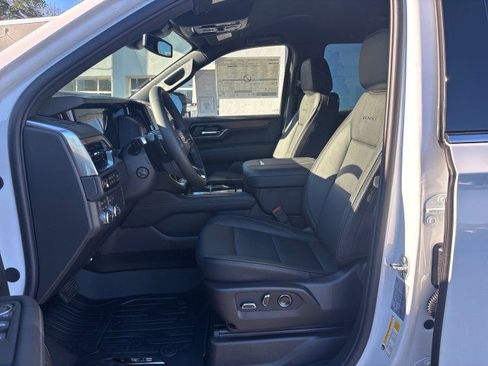 New 2026 GMC Yukon Denali w/ LPO, Floor Liner Package image 12