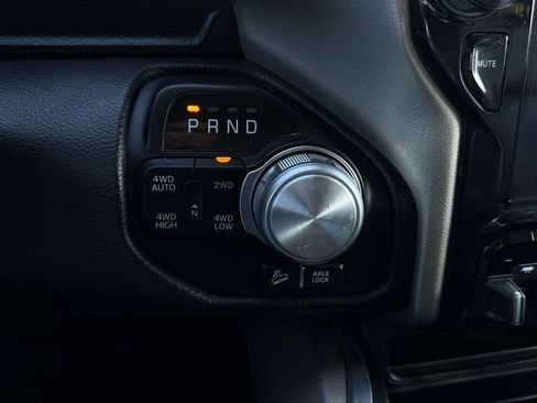 Used 2021 RAM 1500 Laramie w/ Advanced Safety Group AWD/4WD image 19