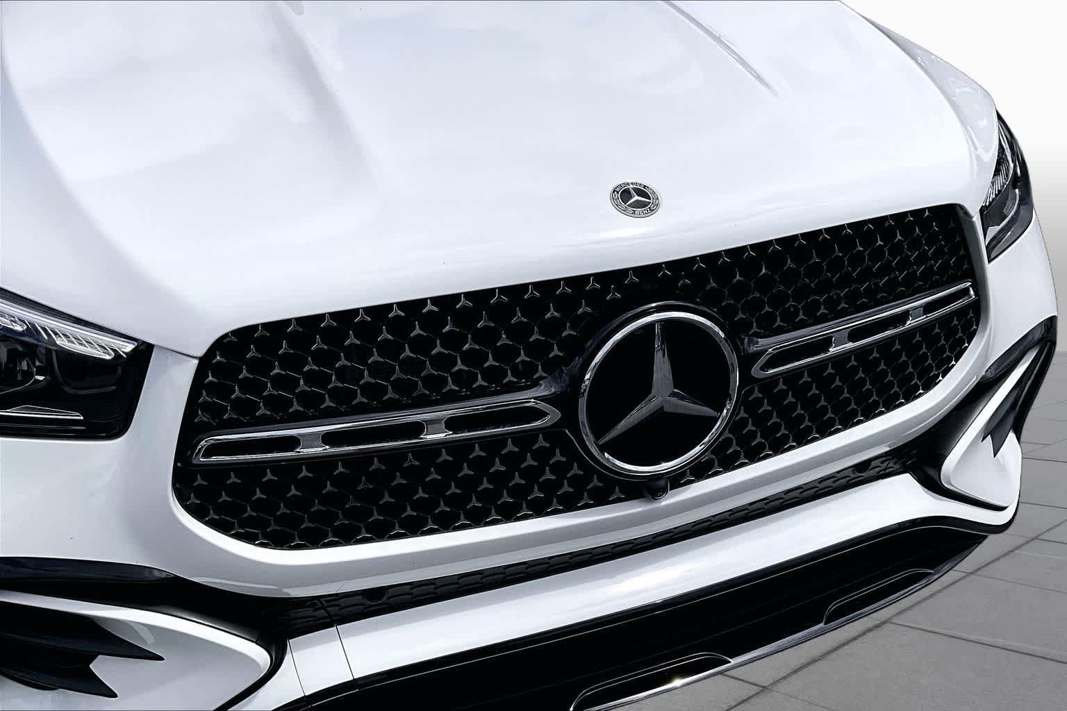 Certified 2025 Mercedes-Benz GLE 450e 4MATIC image 30