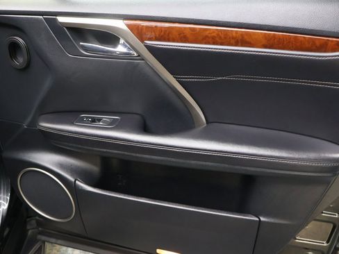 Used 2018 Lexus RX 350L AWD image 12