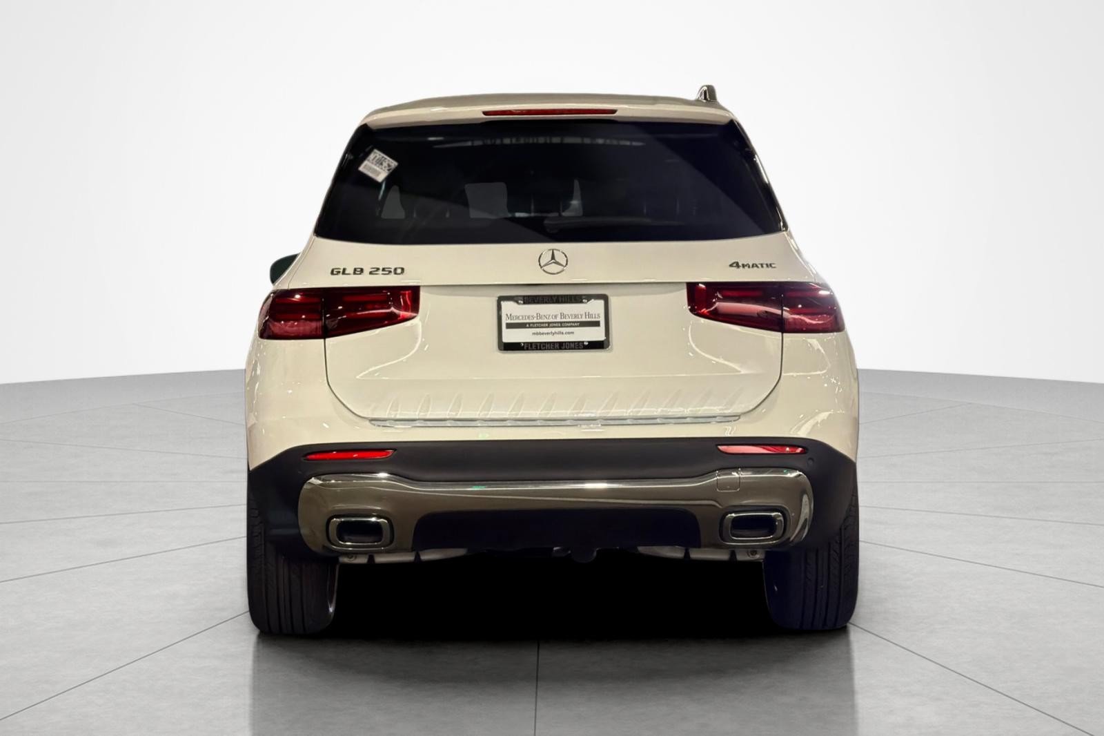 New 2026 Mercedes-Benz GLB 250 4MATIC image 4