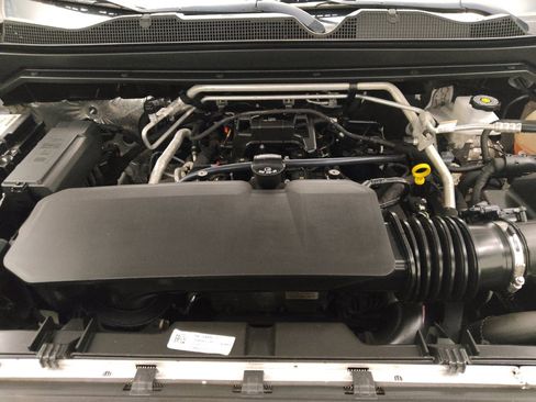 Used 2023 Chevrolet Colorado W/T image 30