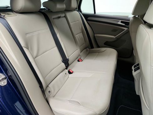 Used 2015 Volkswagen Golf S FWD image 24