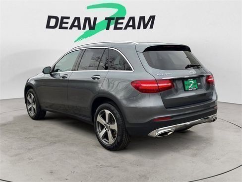Used 2019 Mercedes-Benz GLC 300 4MATIC image 6