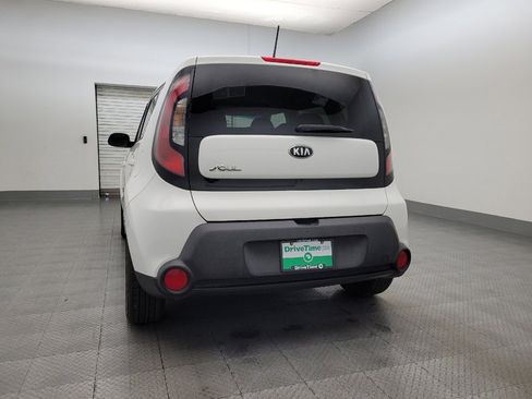 Used 2016 Kia Soul image 6