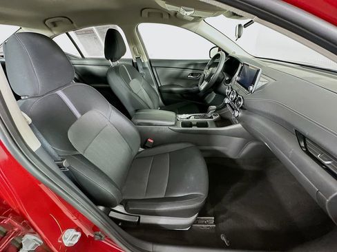 Certified 2024 Nissan Sentra SV FWD image 34