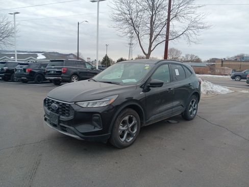 Used 2025 Ford Escape ST-Line image 16