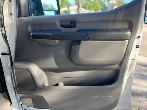Used 2021 Nissan NV 2500 SV RWD image 26