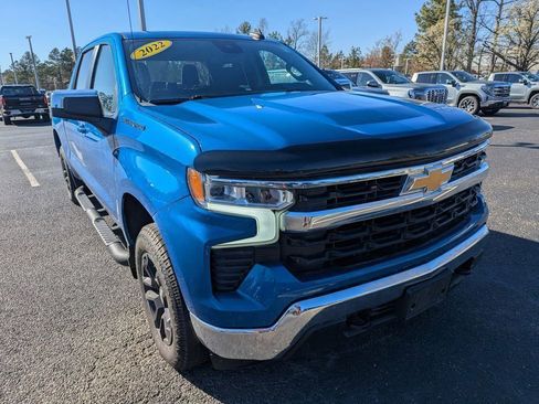 Used 2022 Chevrolet Silverado 1500 LT image 2