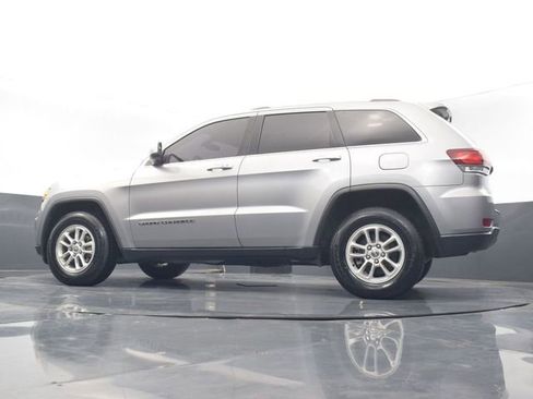 Used 2020 Jeep Grand Cherokee Laredo image 28
