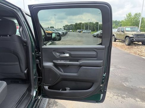 New 2026 RAM 1500 Express AWD/4WD image 47