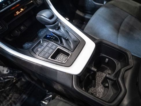 Used 2024 Toyota RAV4 LE image 17