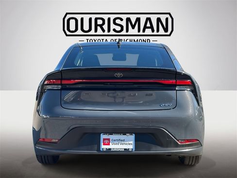 Certified 2023 Toyota Prius LE image 22