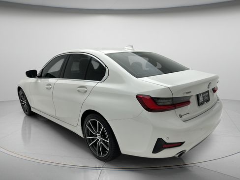 Used 2020 BMW 330i xDrive Sedan w/ Convenience Package AWD/4WD image 6