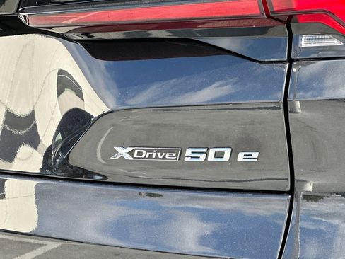 Used 2026 BMW X5 xDrive50e w/ M Sport Package image 19