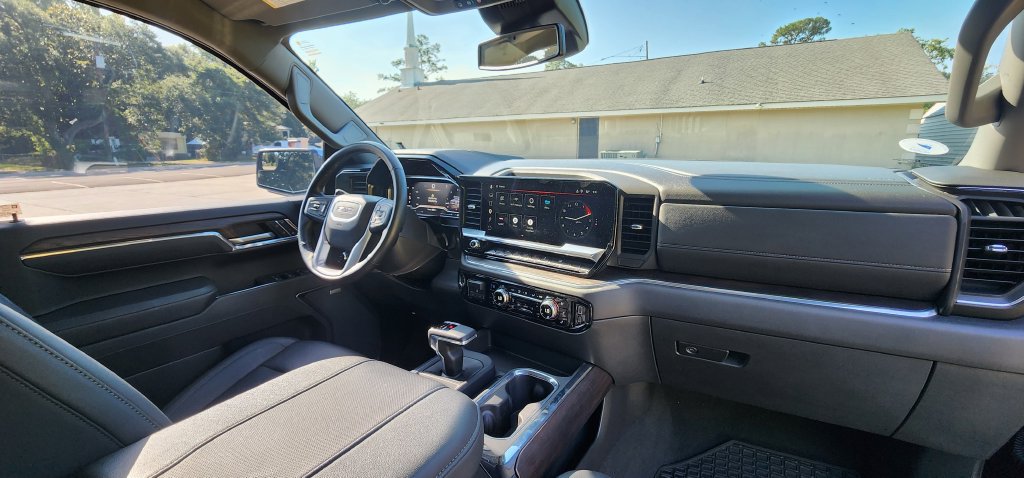 Used 2025 GMC Sierra 1500 SLT w/ SLT Premium Package AWD/4WD image 22