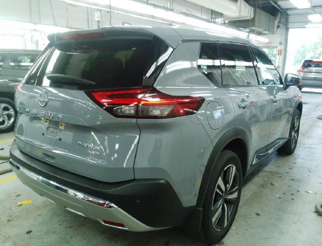 Certified 2023 Nissan Rogue Platinum w/ Platinum Premium Package AWD/4WD image 2