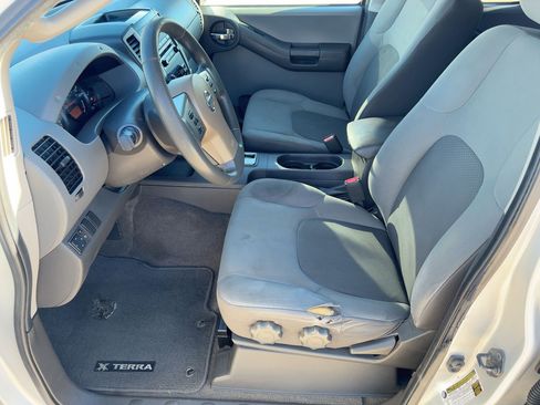 Used 2009 Nissan Xterra S w/ X Gear Pkg image 5